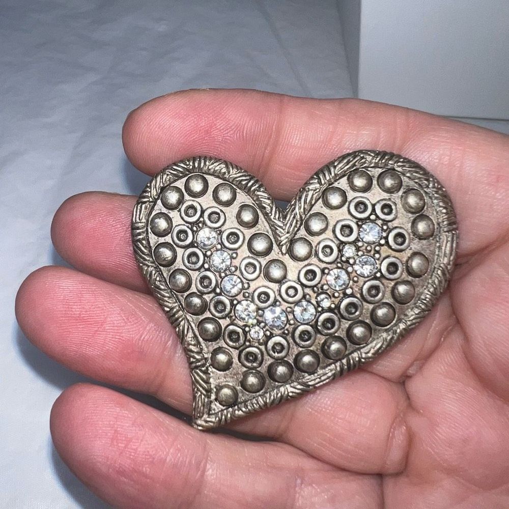 Chico’s x American Heart Association 2007 Crystal Heart Brooch Silver Tone